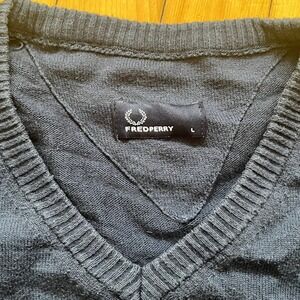 Fred Perry Mens Navy Blue V-Neck Cotton Knit Sweater Laurel Wreath Logo Large